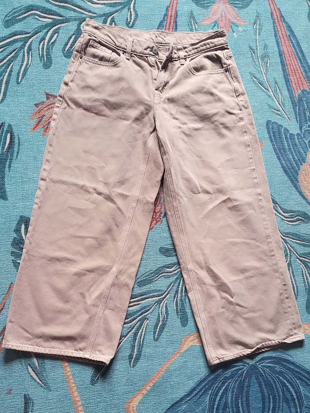 Old Navy Wide-Leg Jeans